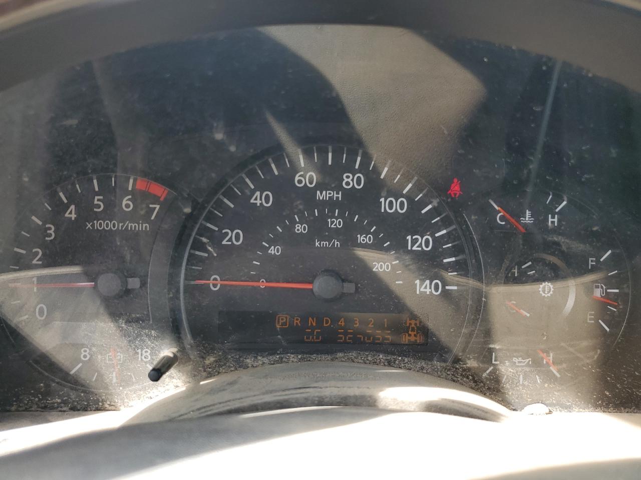 1N6AA07BX4N569243 2004 Nissan Titan Xe