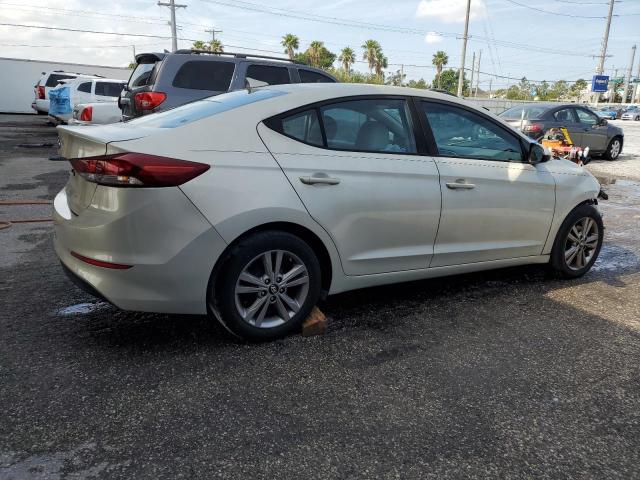  HYUNDAI ELANTRA 2017 Srebrny