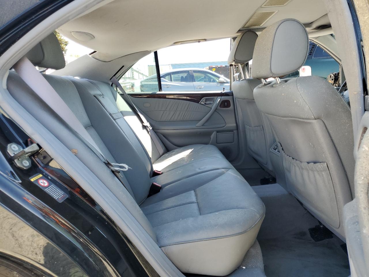 2001 Mercedes-Benz E 320 VIN: WDBJF65J41B249798 Lot: 52444935