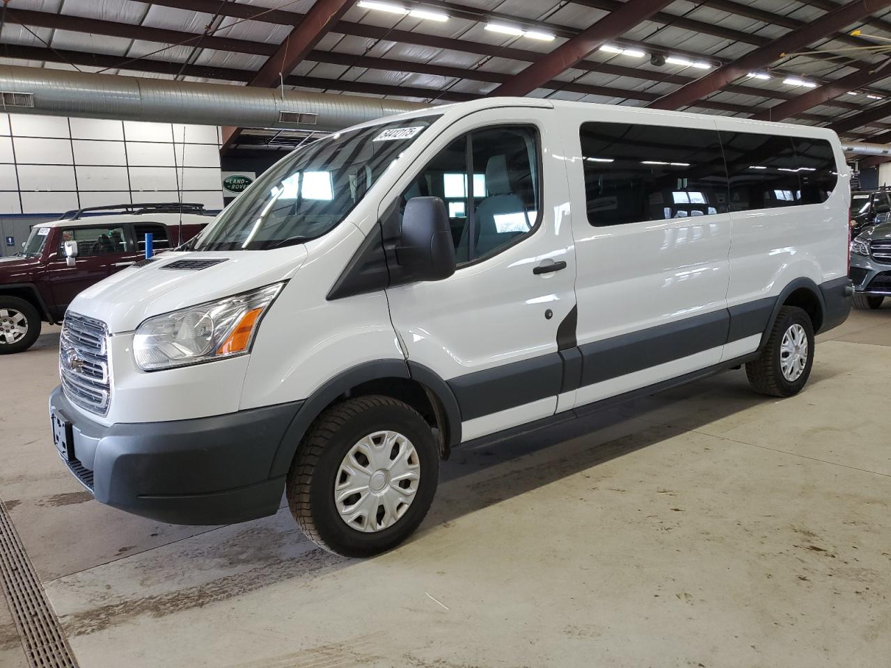 East Granby, CT에서 판매 중인 2015 Ford Transit T-350 - Minor Dent/Scratches
