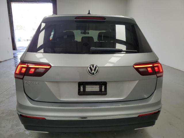  VOLKSWAGEN TIGUAN 2021 Srebrny