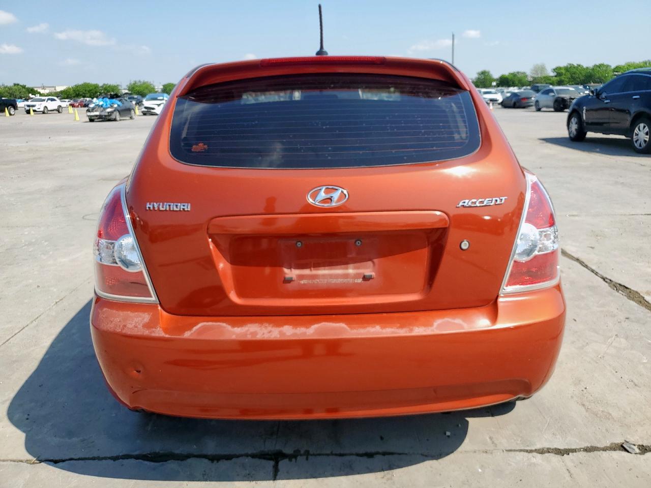 2009 Hyundai Accent Gs VIN: KMHCM36C99U127495 Lot: 53231665