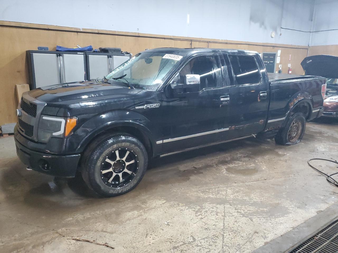 2010 Ford F150 Supercrew იყიდება Kincheloe-ში, MI - Rollover