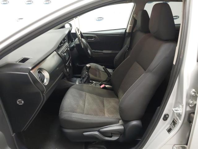 2013 TOYOTA AURIS