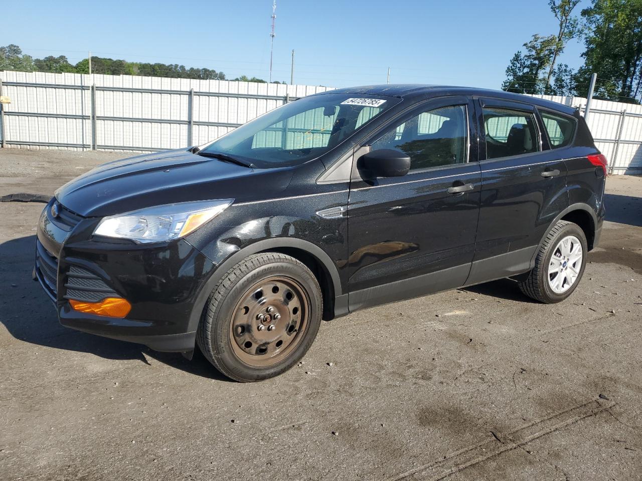 2015 Ford Escape S იყიდება Dunn-ში, NC - Front End