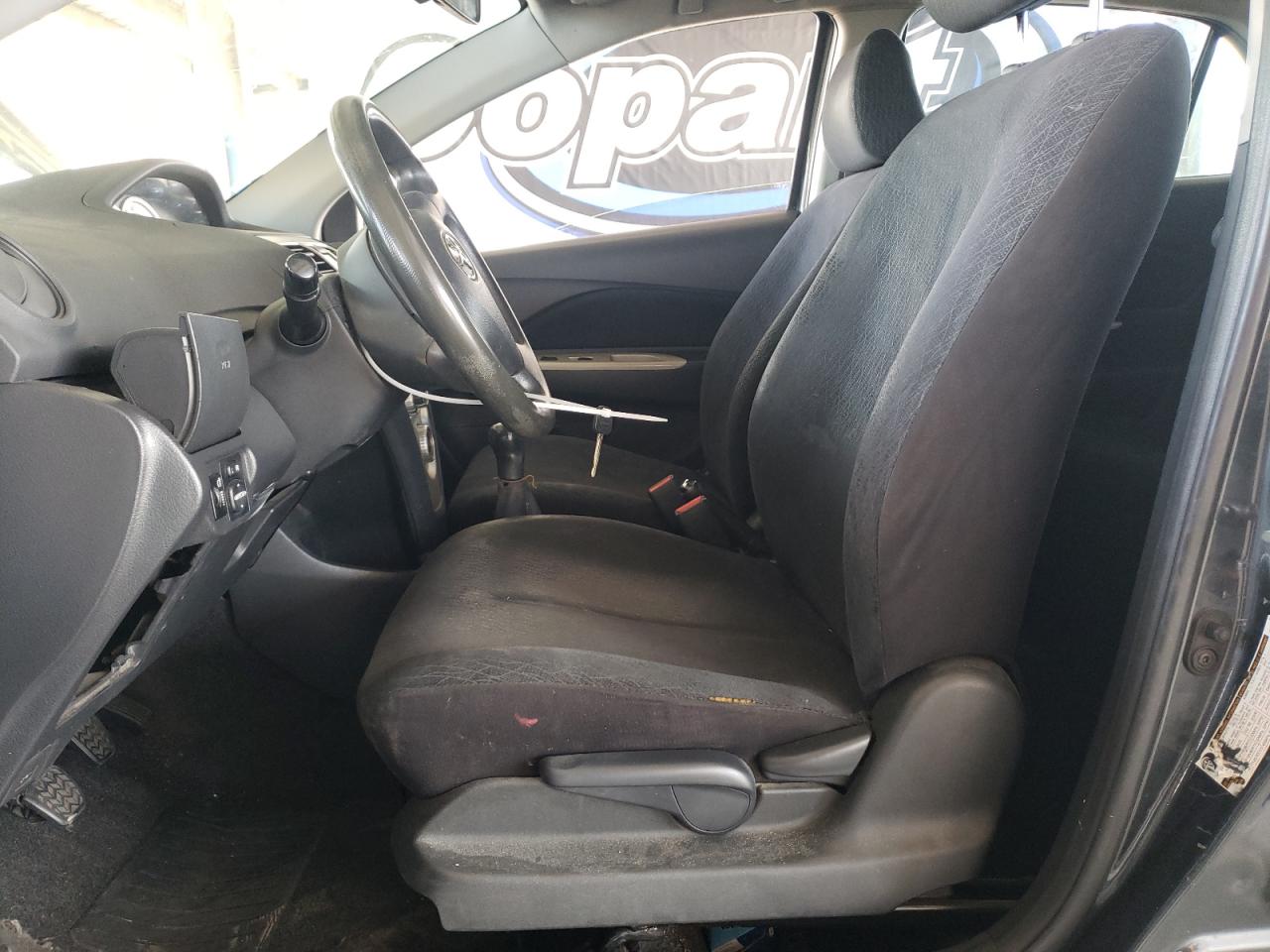 2007 Toyota Yaris VIN: JTDBT923371072083 Lot: 54273235