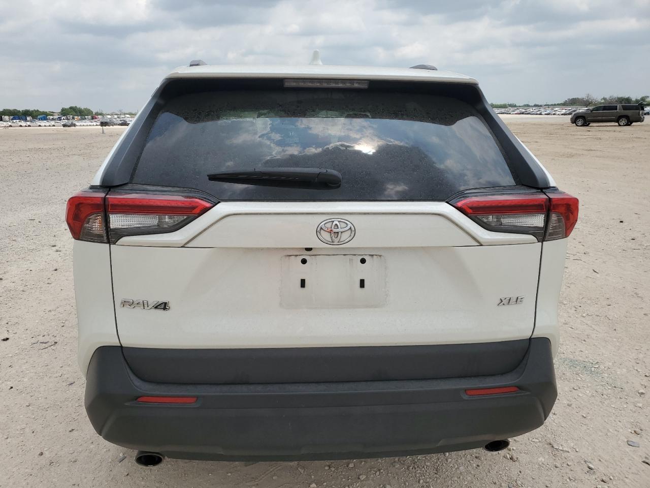 2022 Toyota Rav4 Xle Premium VIN: 2T3C1RFV9NW209029 Lot: 55138555