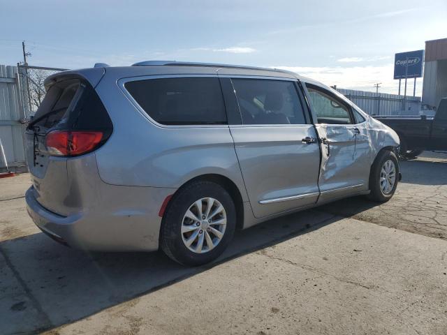  CHRYSLER PACIFICA 2018 Srebrny