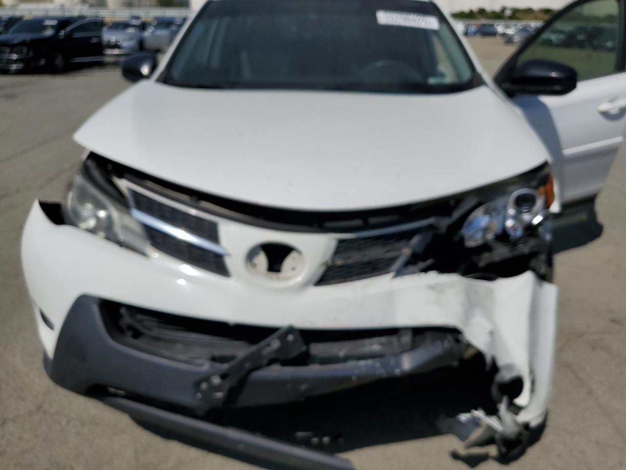 2014 Toyota Rav4 Le VIN: JTMZFREV4EJ003855 Lot: 55290425
