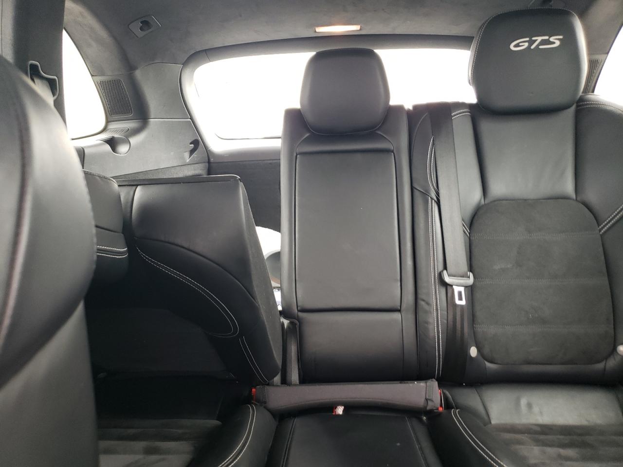 2016 Porsche Cayenne Gts VIN: WP1AD2A29GLA77669 Lot: 51853005