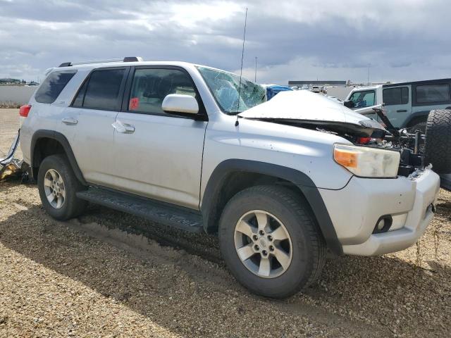 Паркетники TOYOTA 4RUNNER 2013 Сріблястий
