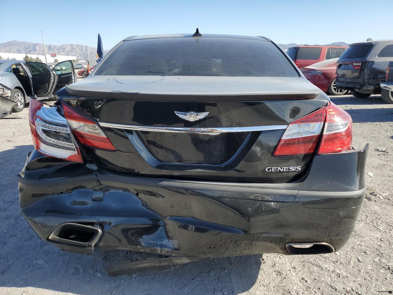 2013 Hyundai Genesis 3.8L VIN: KMHGC4DD2DU246682 Lot: 54065285