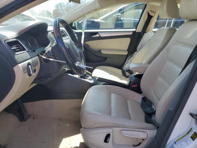  VOLKSWAGEN JETTA 2014 Biały