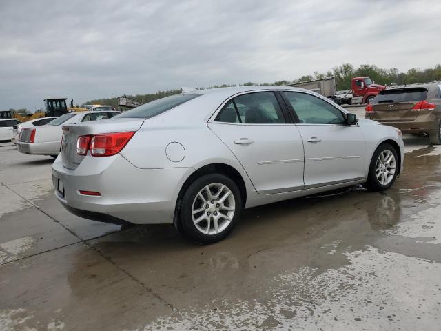  CHEVROLET MALIBU 2015 Серебристый