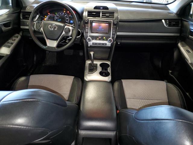  TOYOTA CAMRY 2013 Srebrny