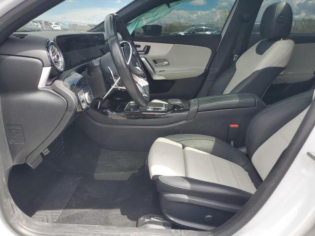  MERCEDES-BENZ A-CLASS 2020 Белый