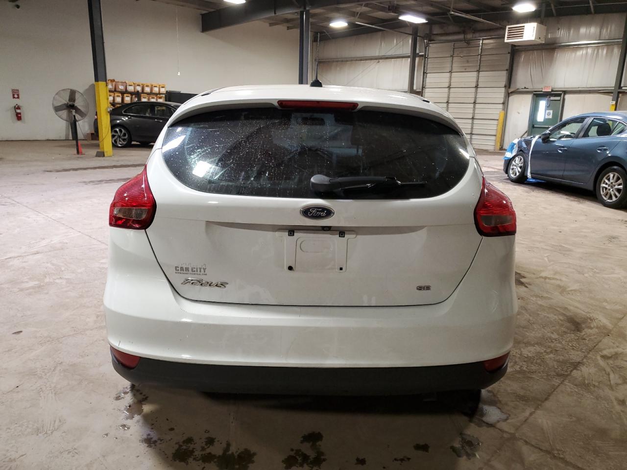 2018 Ford Focus Se VIN: 1FADP3K24JL208935 Lot: 53633965
