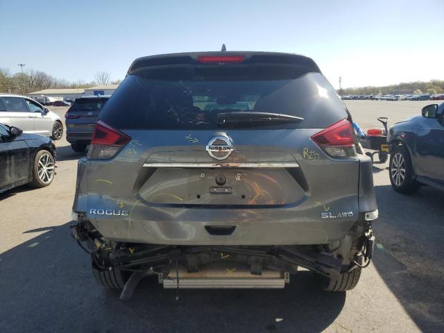  NISSAN ROGUE 2018 Серый