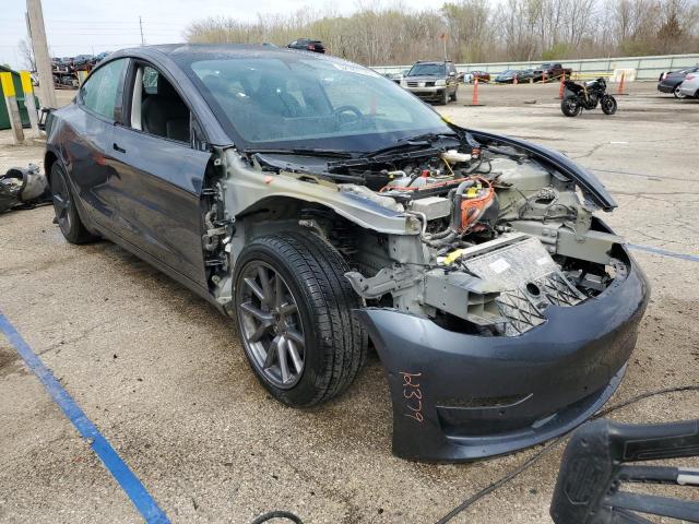  TESLA MODEL 3 2022 Серый