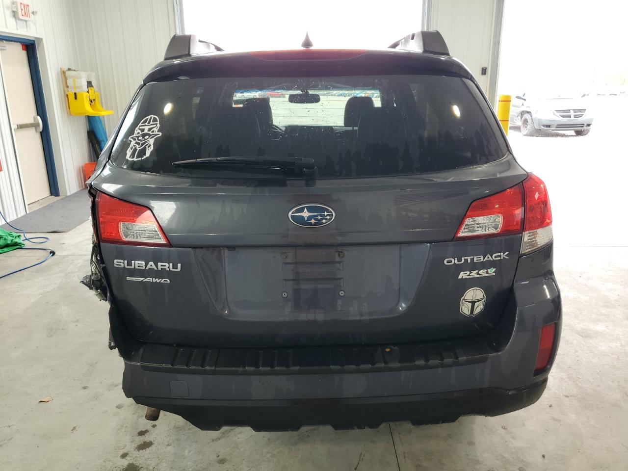 2013 Subaru Outback 2.5I Limited VIN: 4S4BRBKC1D3294557 Lot: 54665655