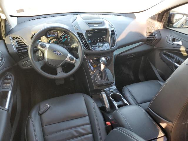  FORD ESCAPE 2016 Granatowy