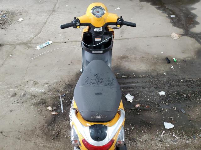 2015 GENUINE SCOOTER CO. BUDDY 50