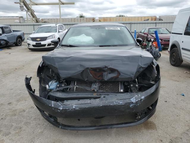 Седаны VOLKSWAGEN PASSAT 2013 Черный