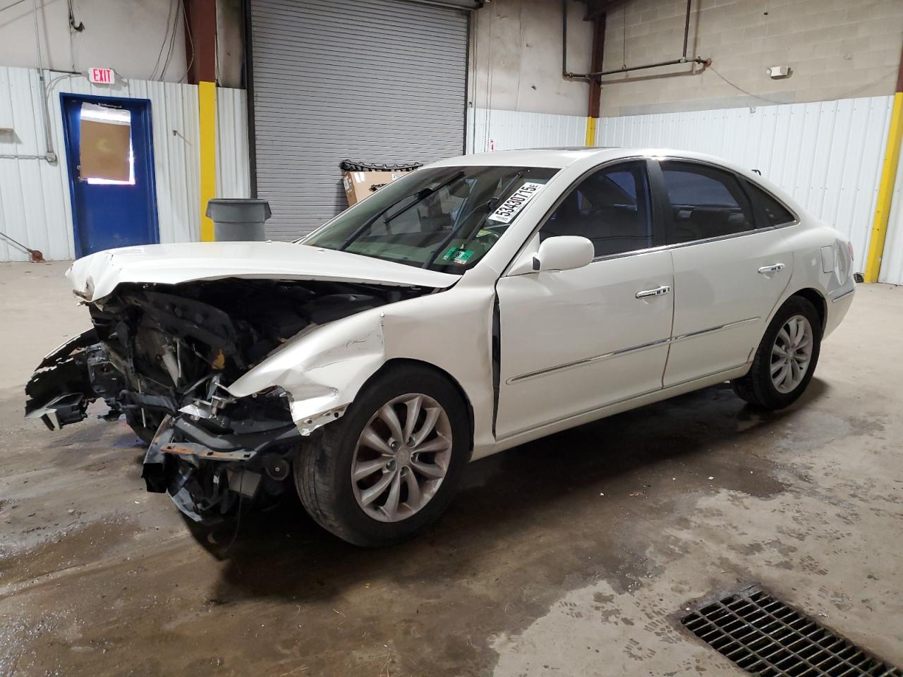 2006 Hyundai Azera Se zu verkaufen in Glassboro, NJ - Front End