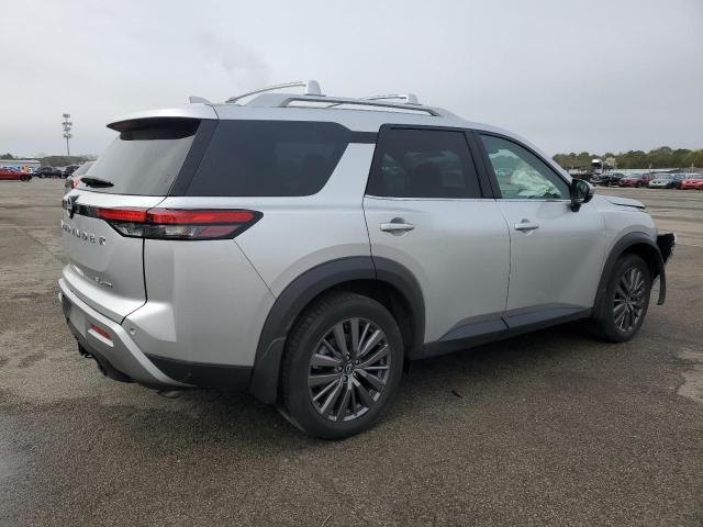  NISSAN PATHFINDER 2024 Srebrny