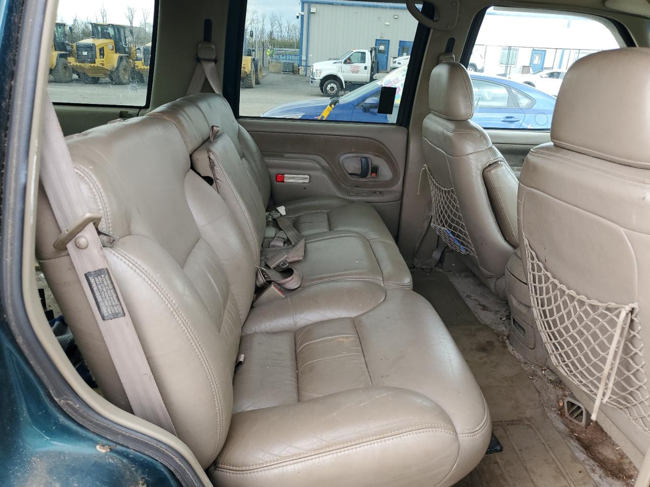 1996 Chevrolet Tahoe K1500 VIN: 1GNEK13R9TJ424167 Lot: 52649995