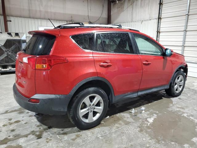 Parquets TOYOTA RAV4 2015 Czerwony