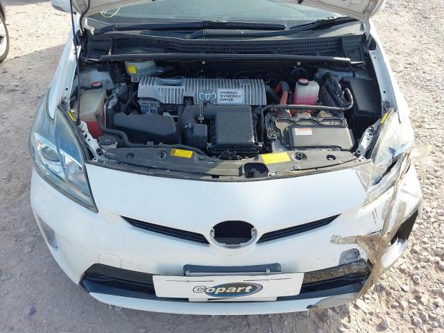 2014 TOYOTA PRIUS