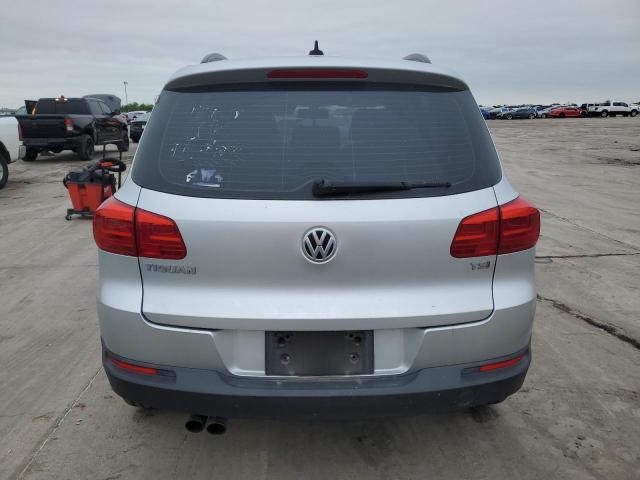  VOLKSWAGEN TIGUAN 2017 Srebrny