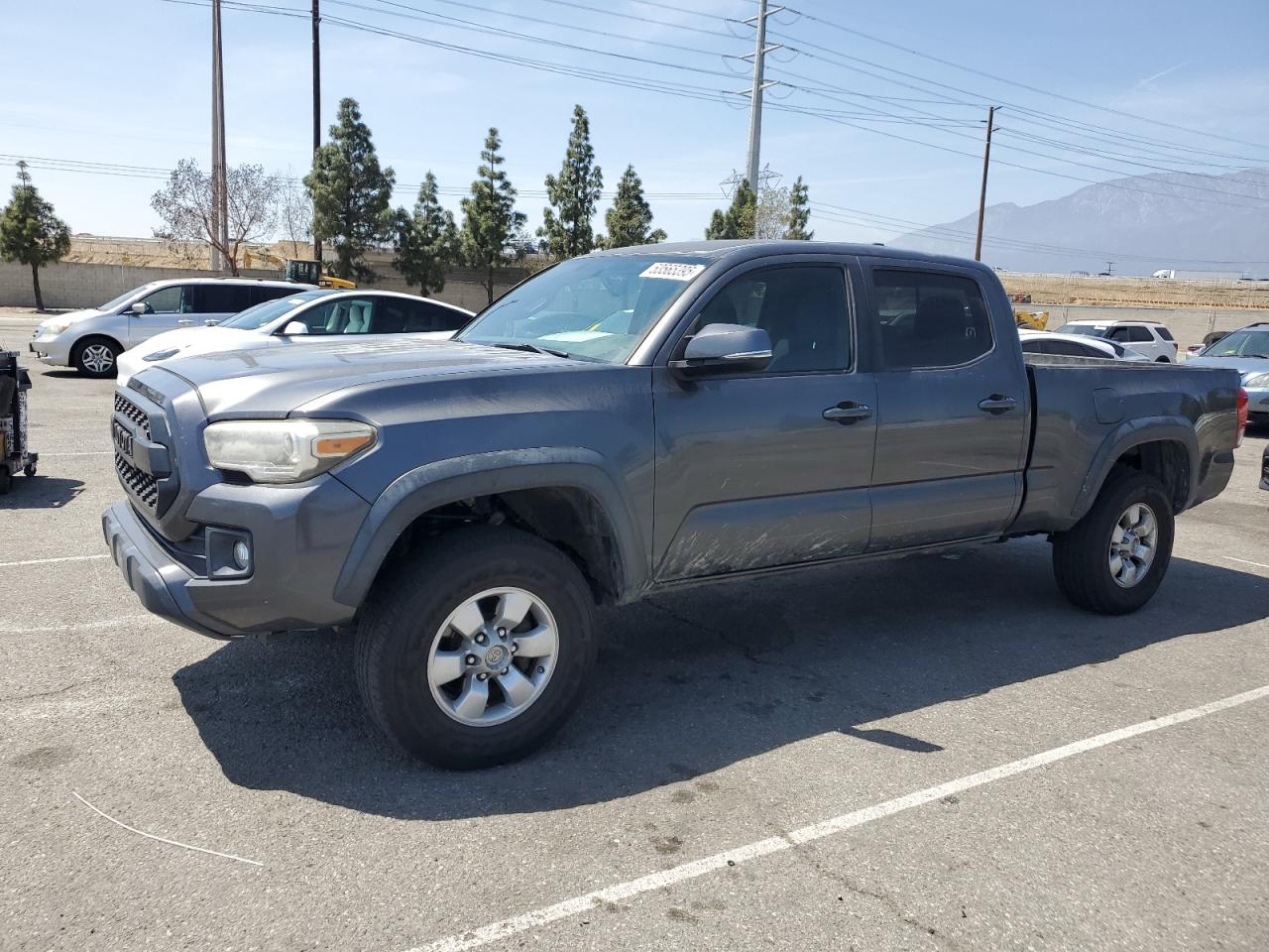2017 Toyota Tacoma Double Cab للبيع في Rancho Cucamonga، CA - All Over