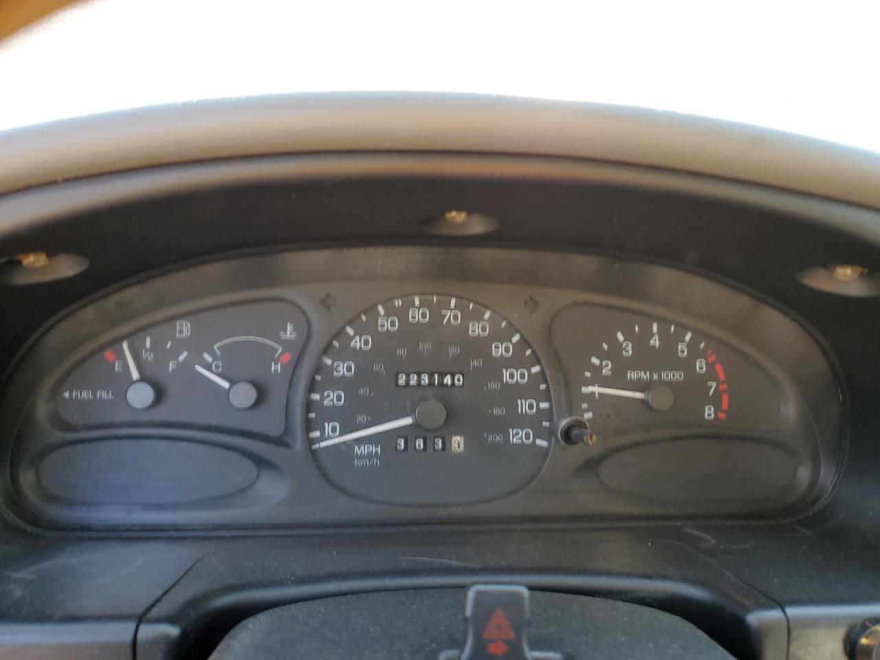 1997 Ford Escort Lx VIN: 1FALP13PXVW334392 Lot: 50625055