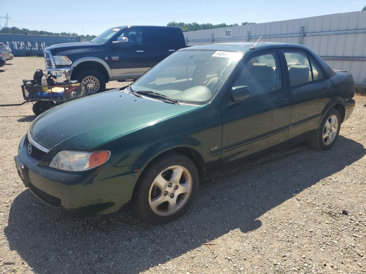 2002 Mazda Protege Dx იყიდება Anderson-ში, CA - Rear End