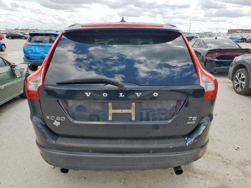 Паркетники VOLVO XC60 2012 Чорний