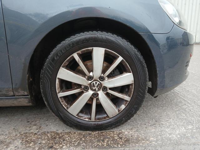 2011 VOLKSWAGEN GOLF MATCH