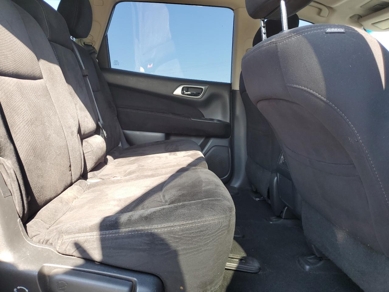 2016 Nissan Pathfinder S VIN: 5N1AR2MN4GC642642 Lot: 54588785