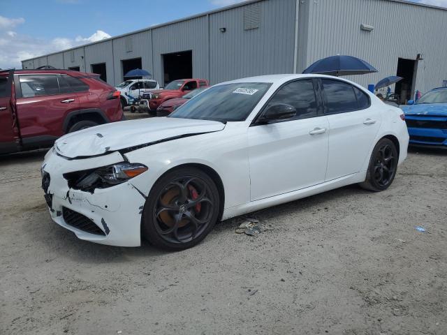 2019 Alfa Romeo Giulia 