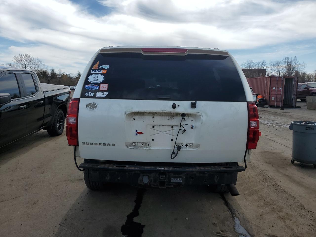 2008 Chevrolet Suburban K1500 Ls VIN: 1GNFK16Y48R196403 Lot: 52687375