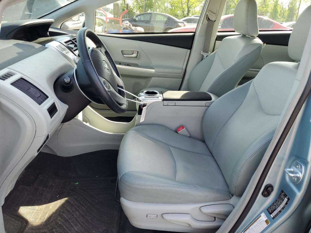 2014 Toyota Prius V VIN: JTDZN3EU2EJ012562 Lot: 55104245