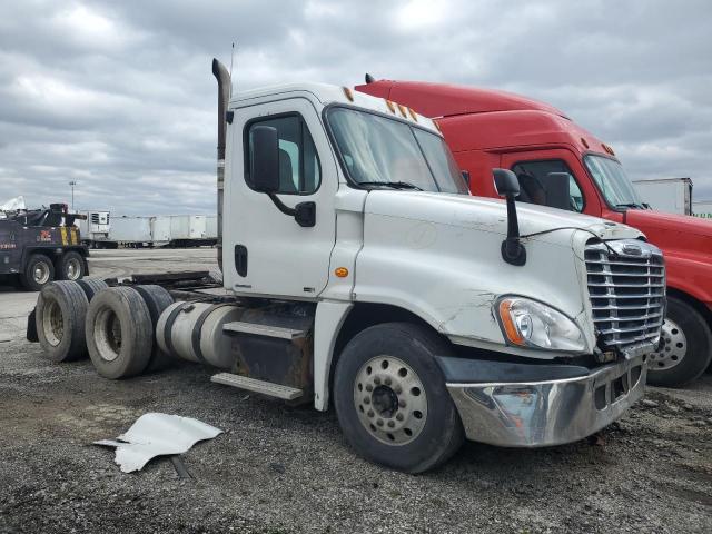 2011 Freightliner Cascadia Semi Truck