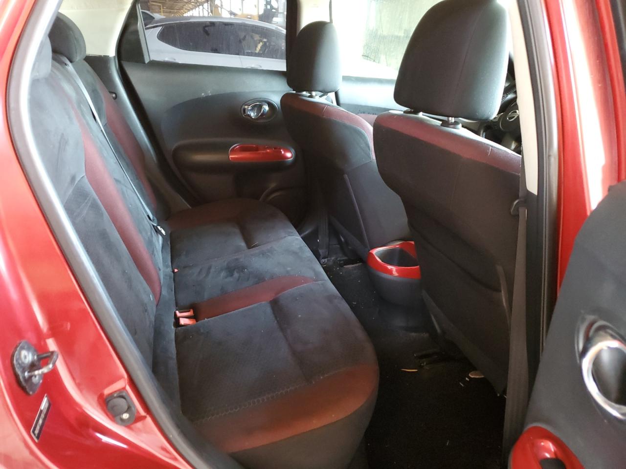 2011 Nissan Juke - Image 10