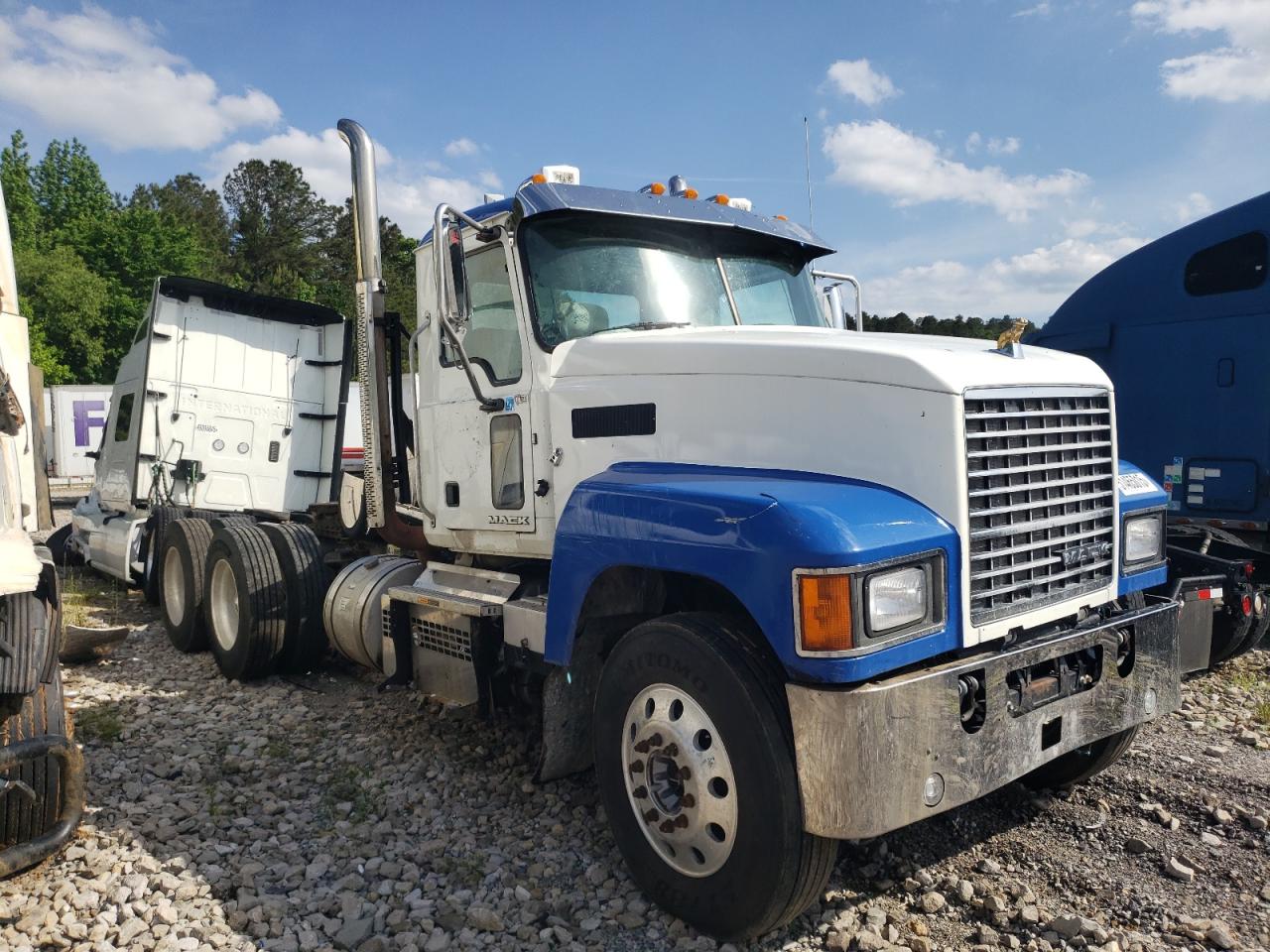 2018 Mack Chu613 Semi Truck zu verkaufen in Florence, MS - Front End