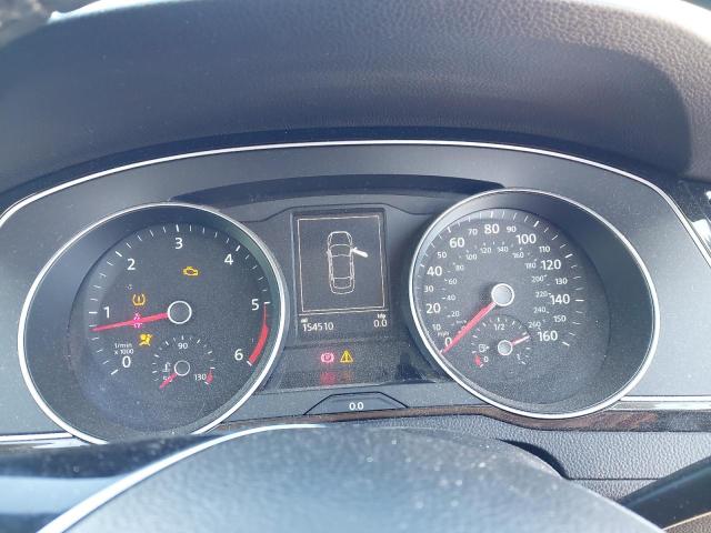 2016 VOLKSWAGEN PASSAT SE