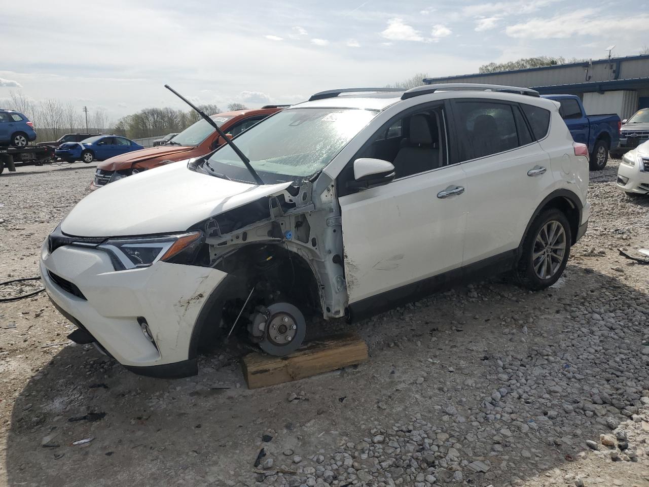 2018 Toyota Rav4 Limited de vânzare în Wayland, MI - Front End