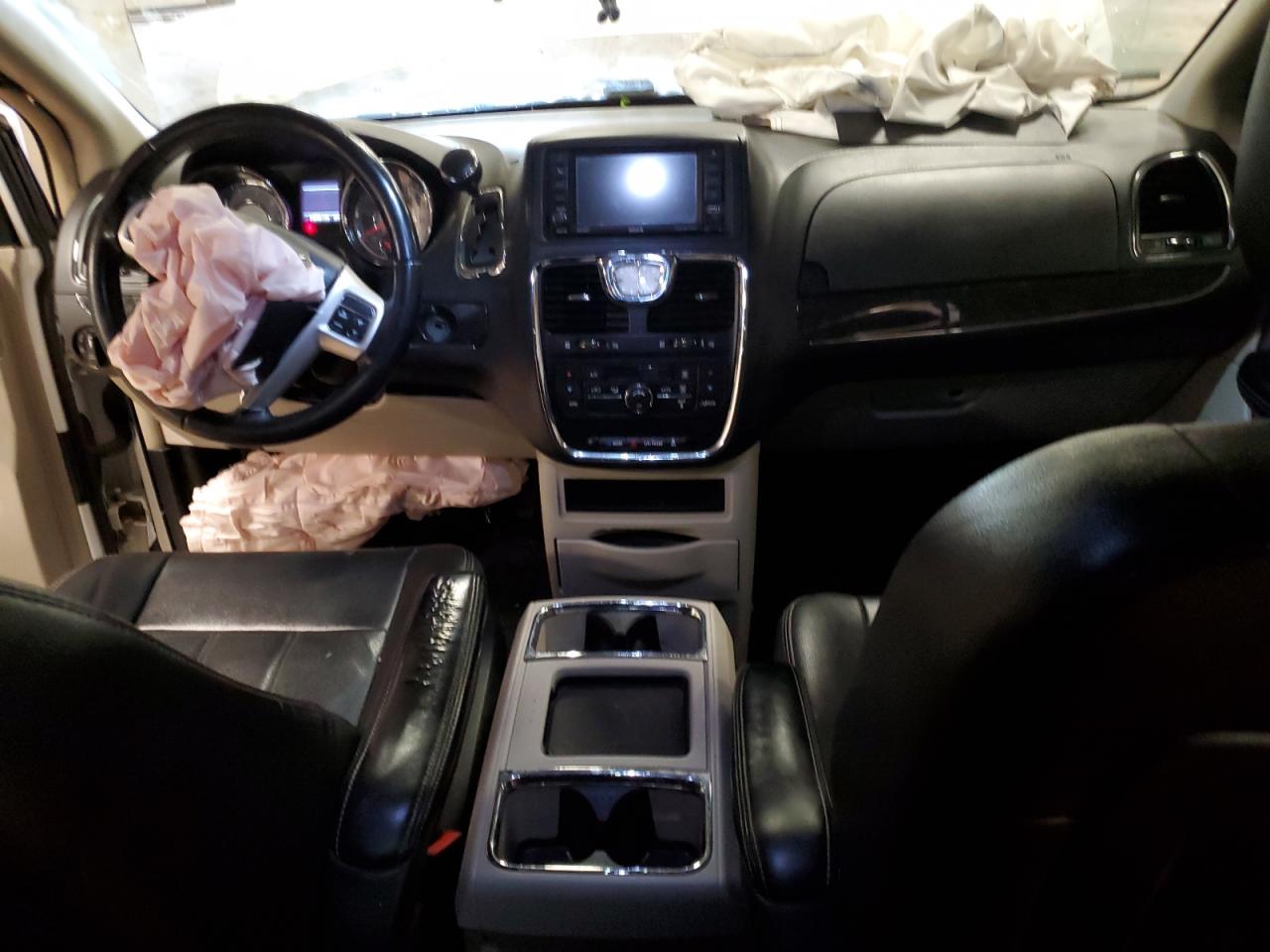 2015 Chrysler Town & Country Touring VIN: 2C4RC1BG4FR673211 Lot: 51373025