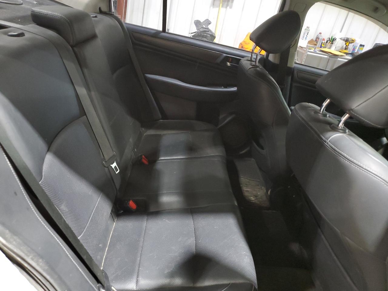 2015 Subaru Legacy 2.5I Limited VIN: 4S3BNAJ66F3042523 Lot: 53473635