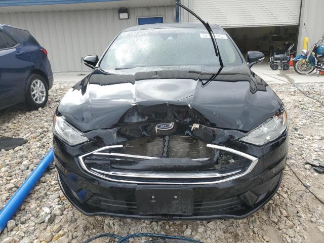  FORD FUSION 2018 Чорний